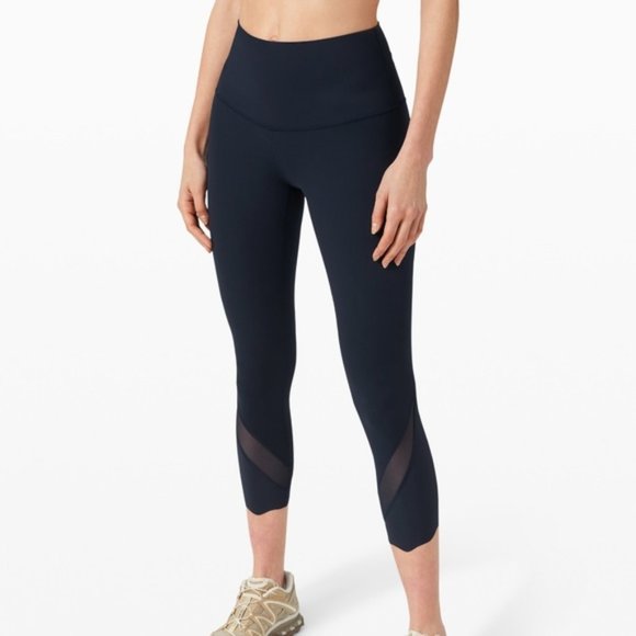 lululemon high rise yoga pants